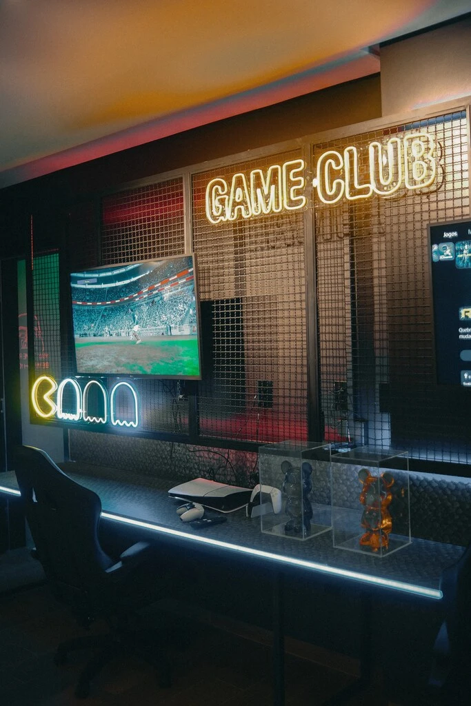 quality-construtora-e-incorporadora-guarapari-es-apartamentos-imoveis-praia-imagem-3d-empreendimento-brise-game-club-1-683x1024px