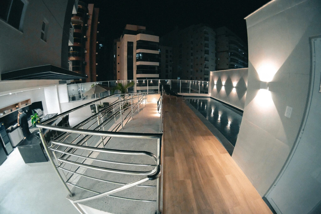 quality-construtora-e-incorporadora-guarapari-es-apartamentos-imoveis-praia-imagem-3d-empreendimento-brise-piscina-1024x683px