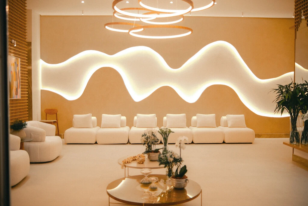 quality-construtora-e-incorporadora-guarapari-es-apartamentos-imoveis-praia-imagem-3d-empreendimento-brise-recepcao-1024x683px